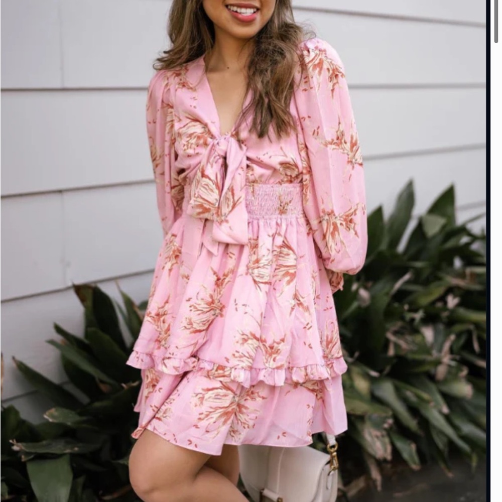 EXLURA Tie Front Elastic Waist Tiered Ruffle Layer Floral  Long Sleeve Dress